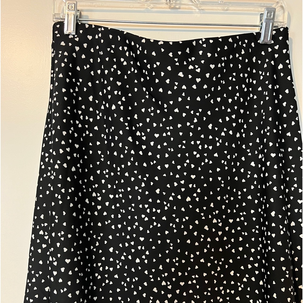 BLACK MIDI SKIRT - Picture 2 of 3